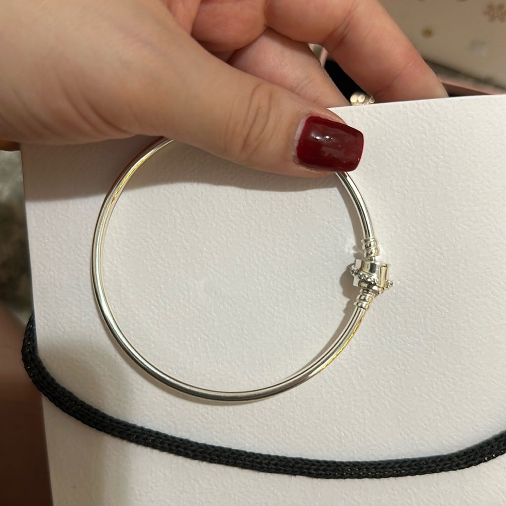Pandora bracelet size 21